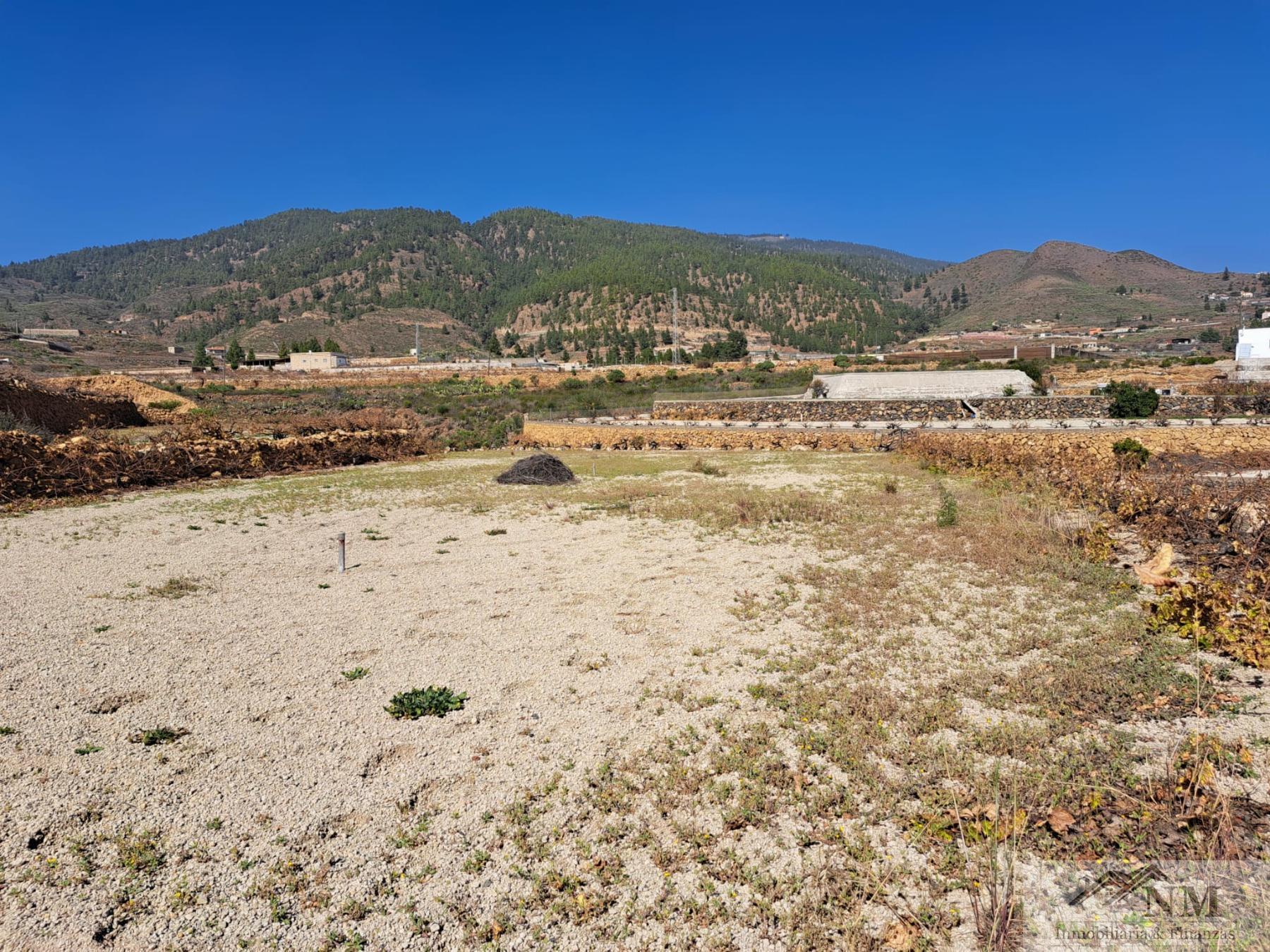 For sale of rural property in Granadilla de Abona