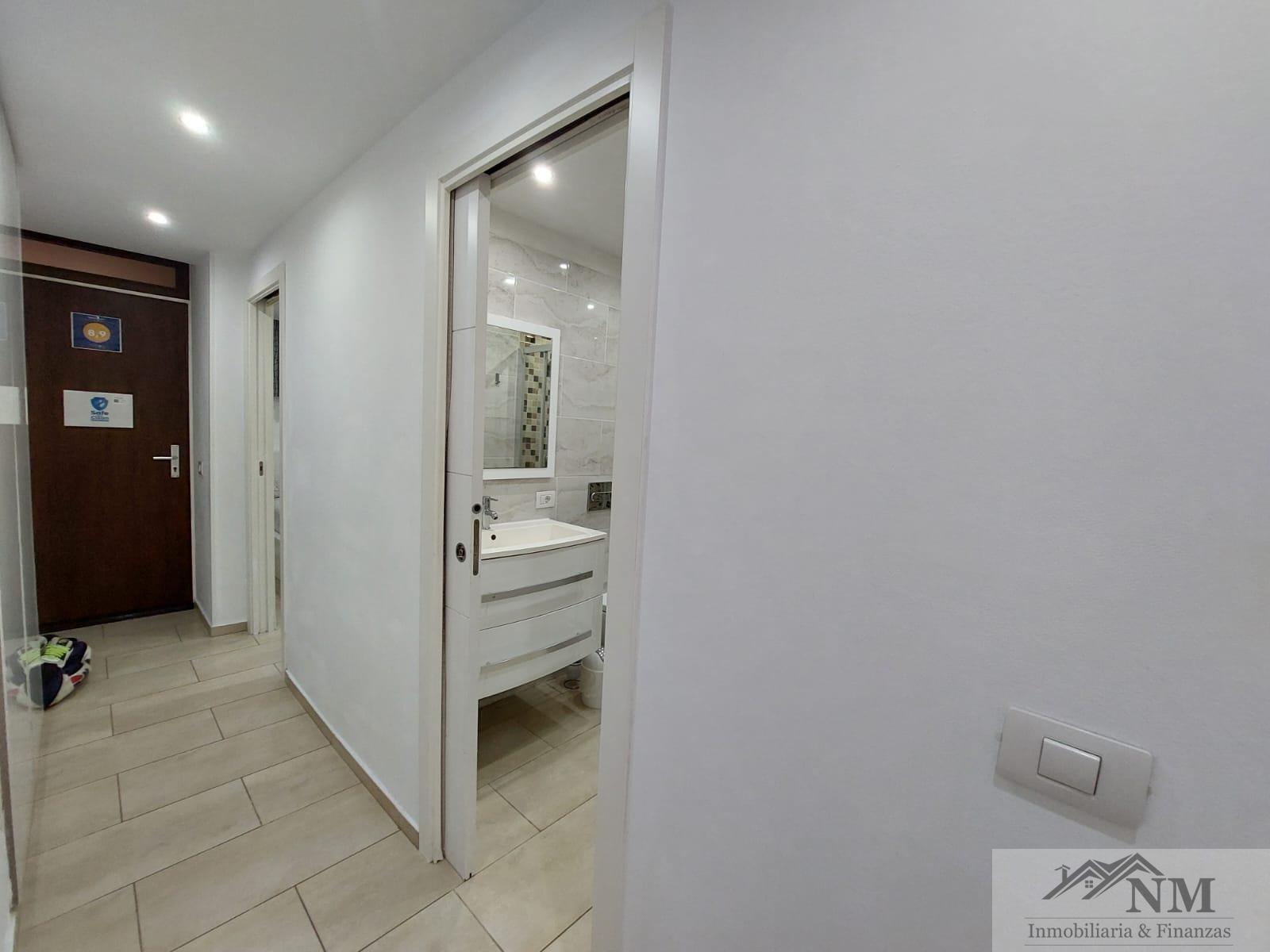 For sale of apartment in Arona