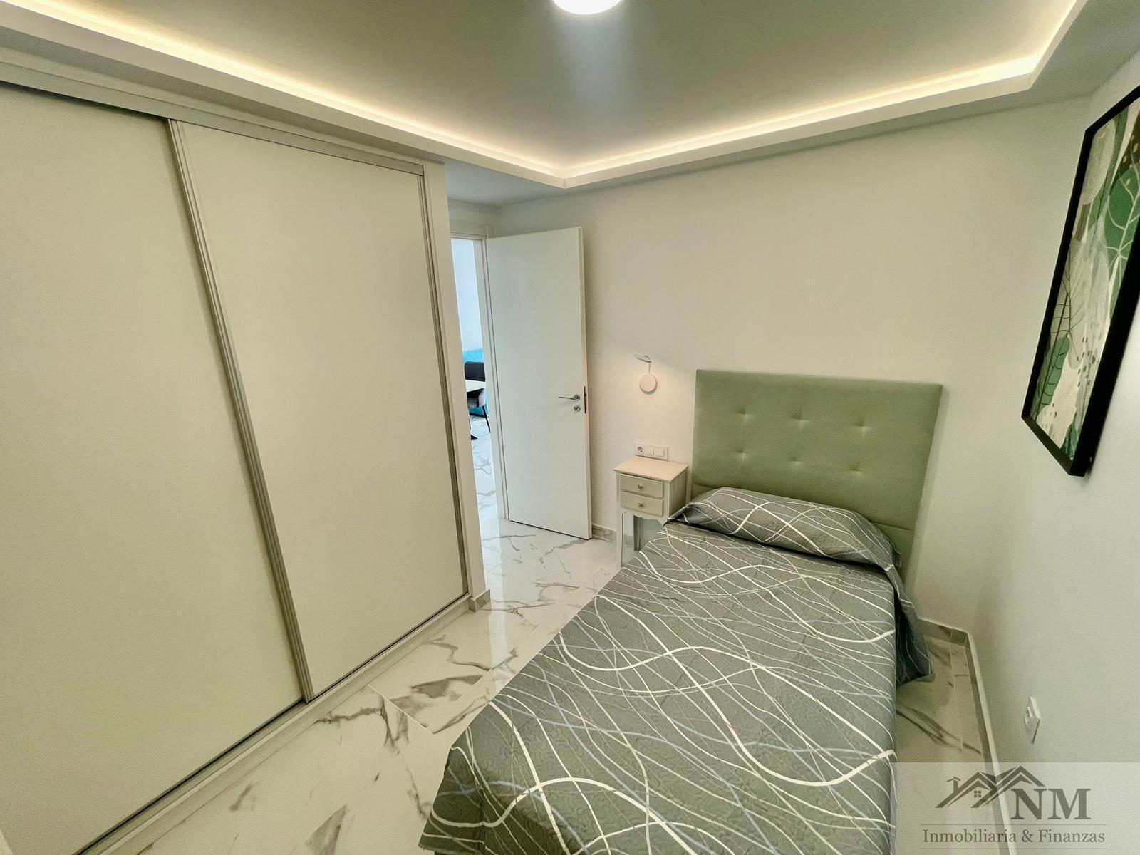 For sale of apartment in Playa de las Américas