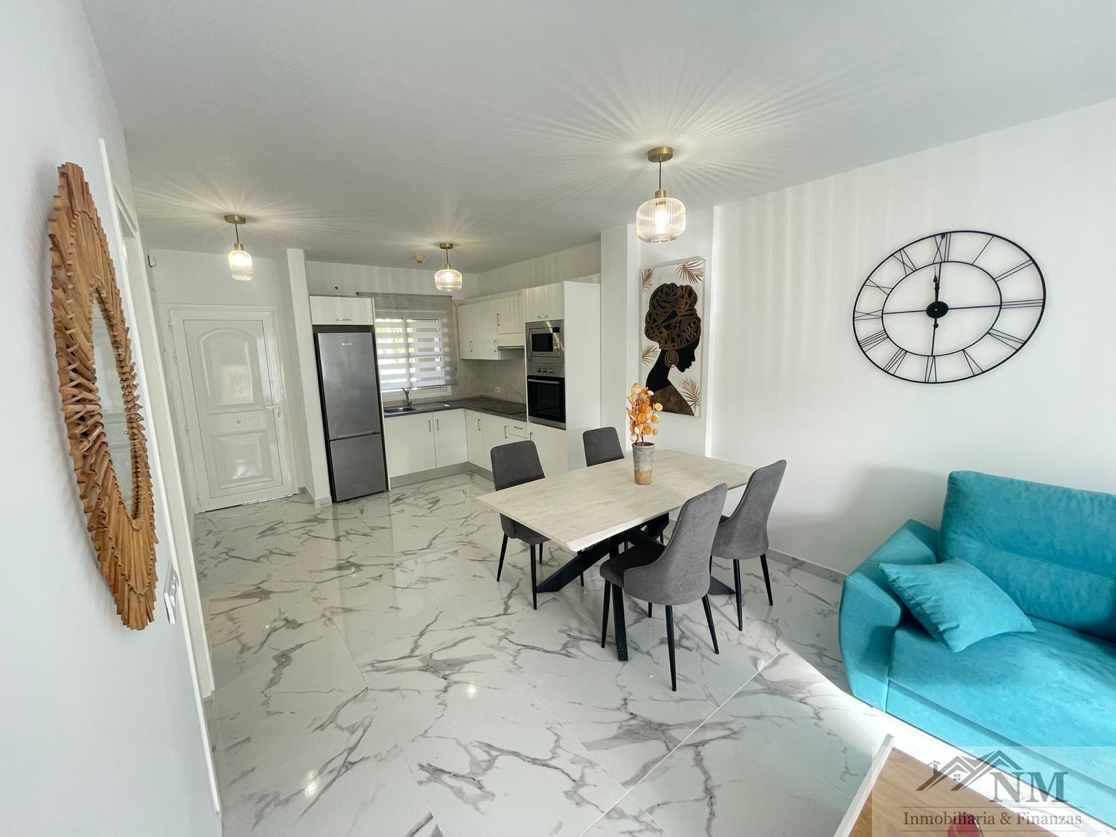 For sale of apartment in Playa de las Américas
