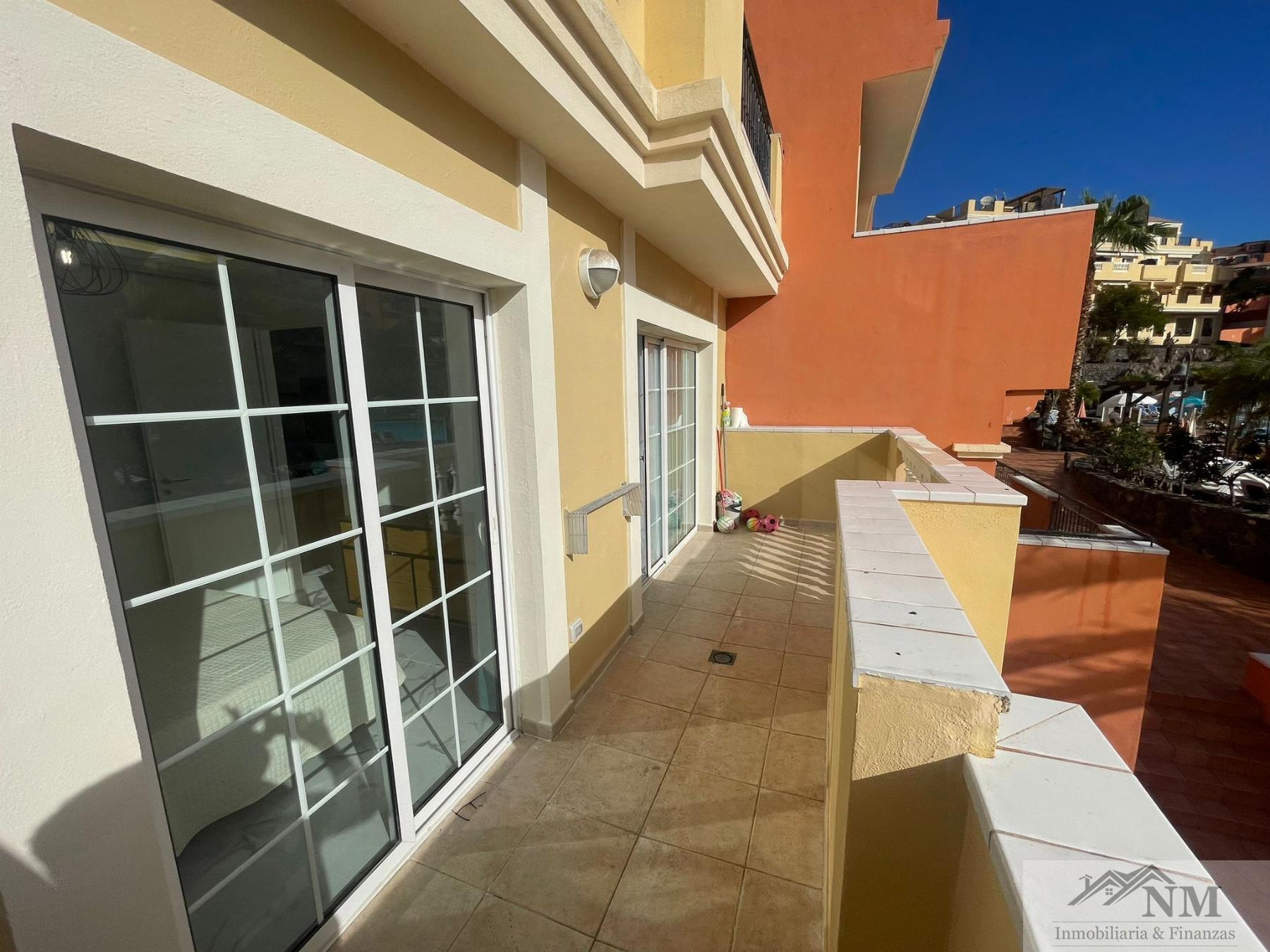 For sale of apartment in Playa de las Américas