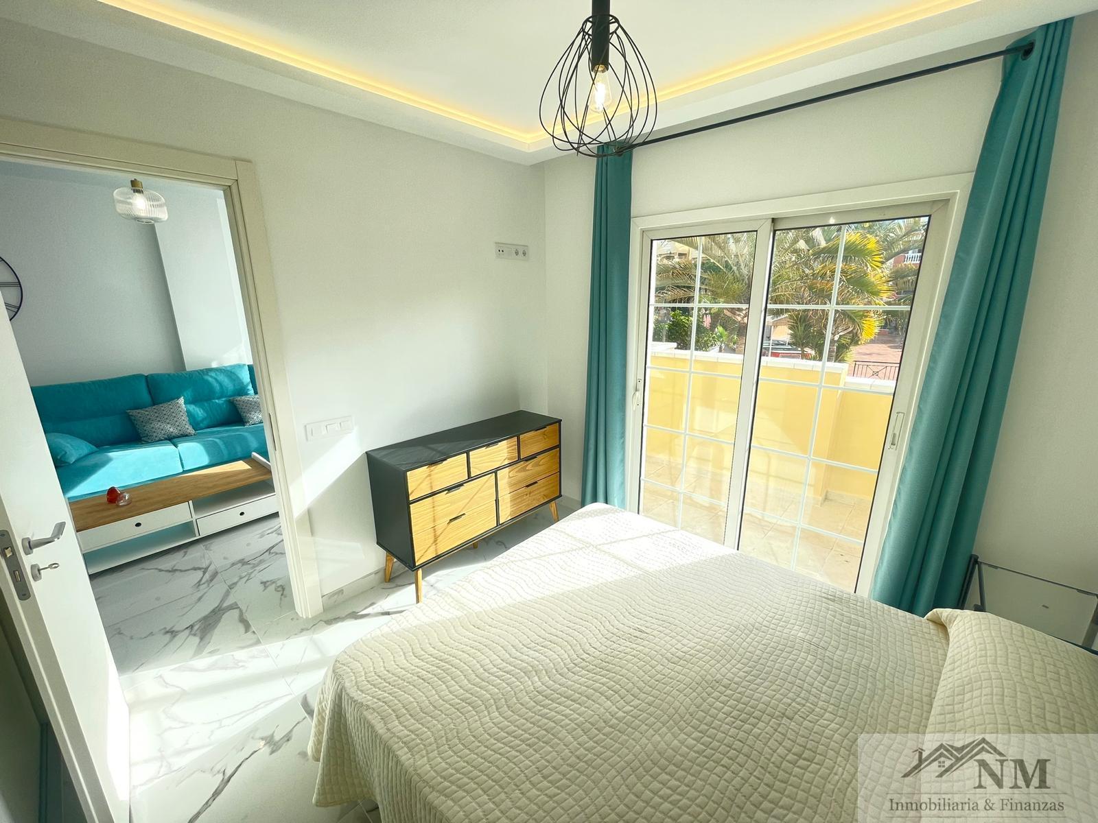For sale of apartment in Playa de las Américas