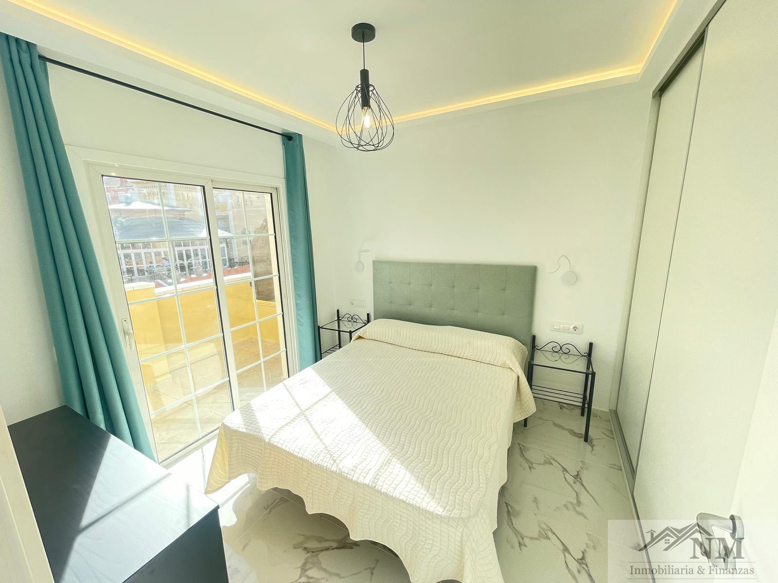 For sale of apartment in Playa de las Américas