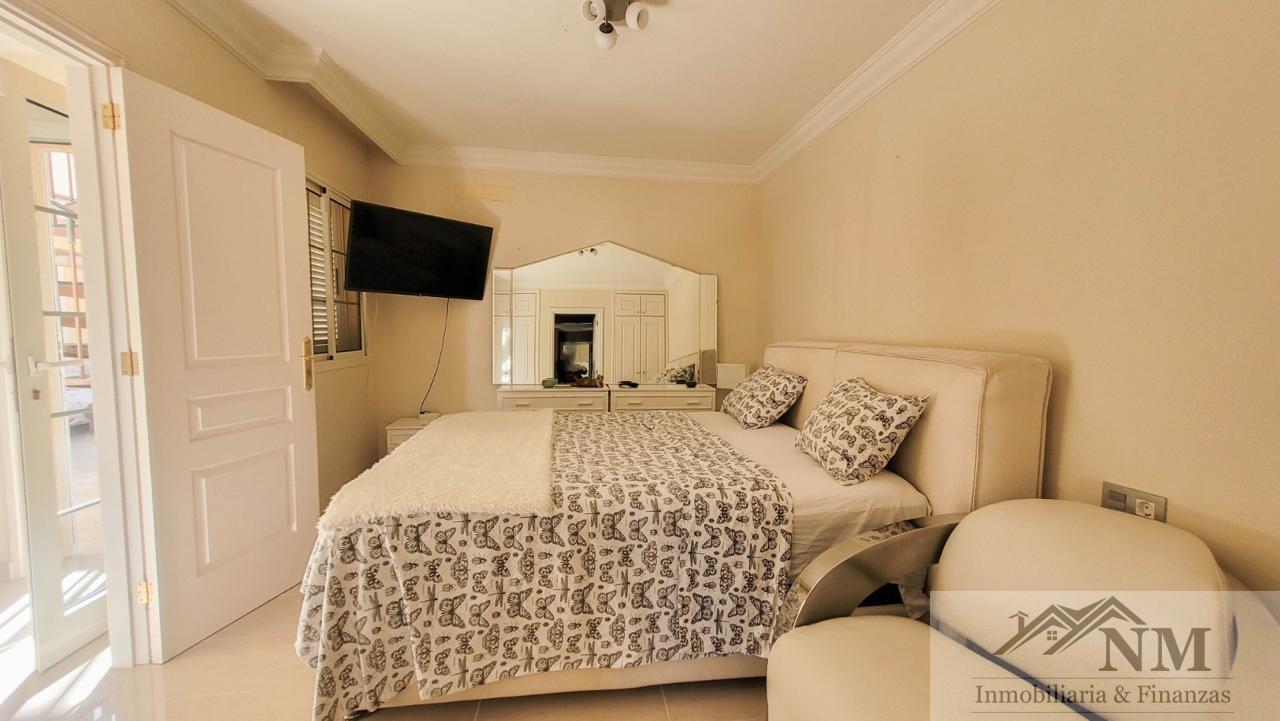 For sale of apartment in Adeje