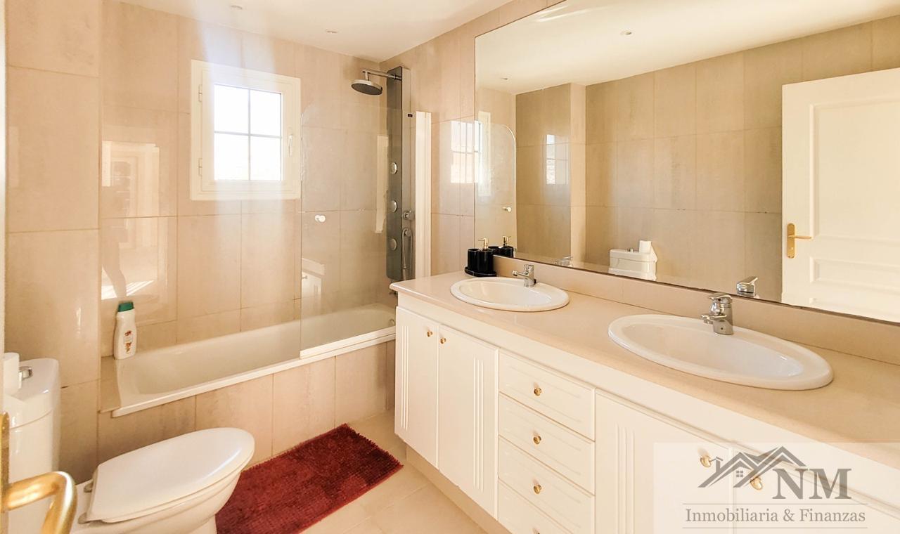 For sale of apartment in Adeje