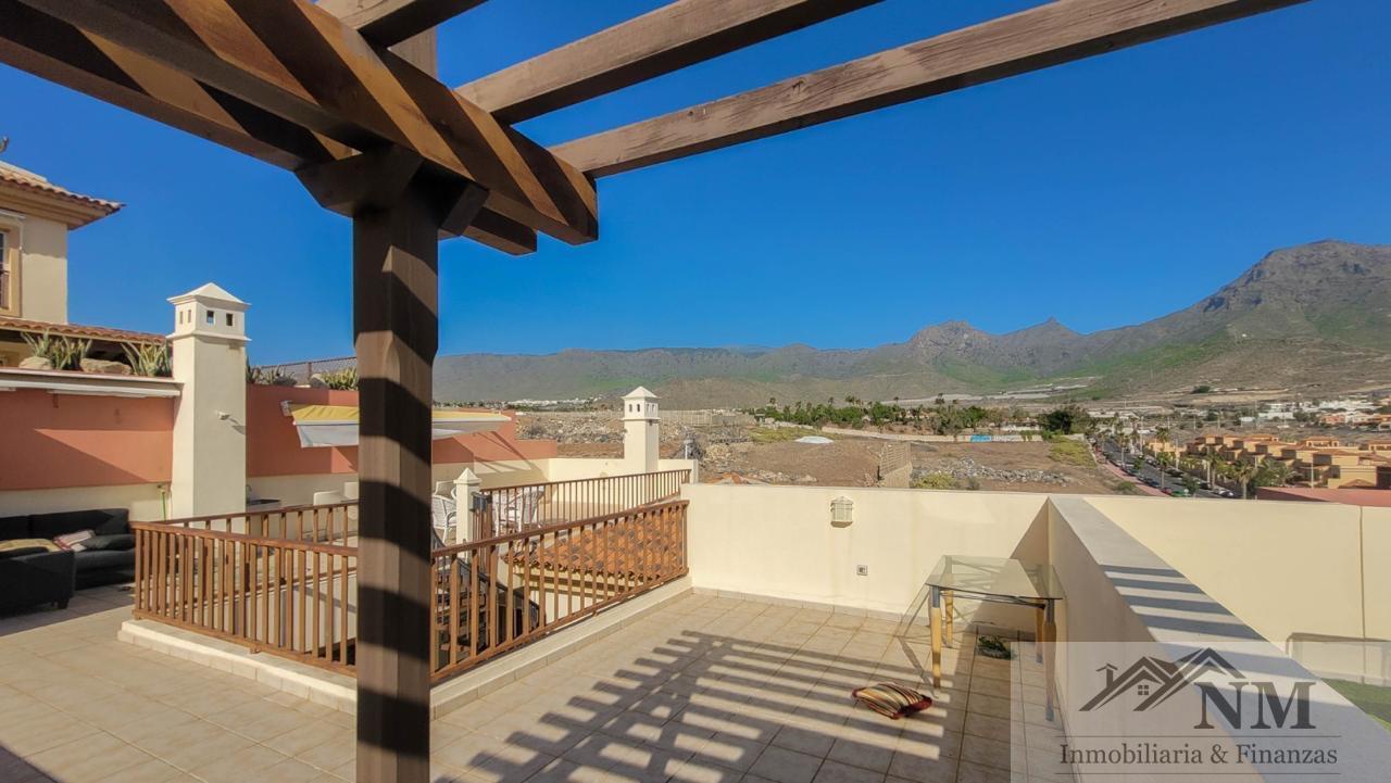 For sale of apartment in Adeje