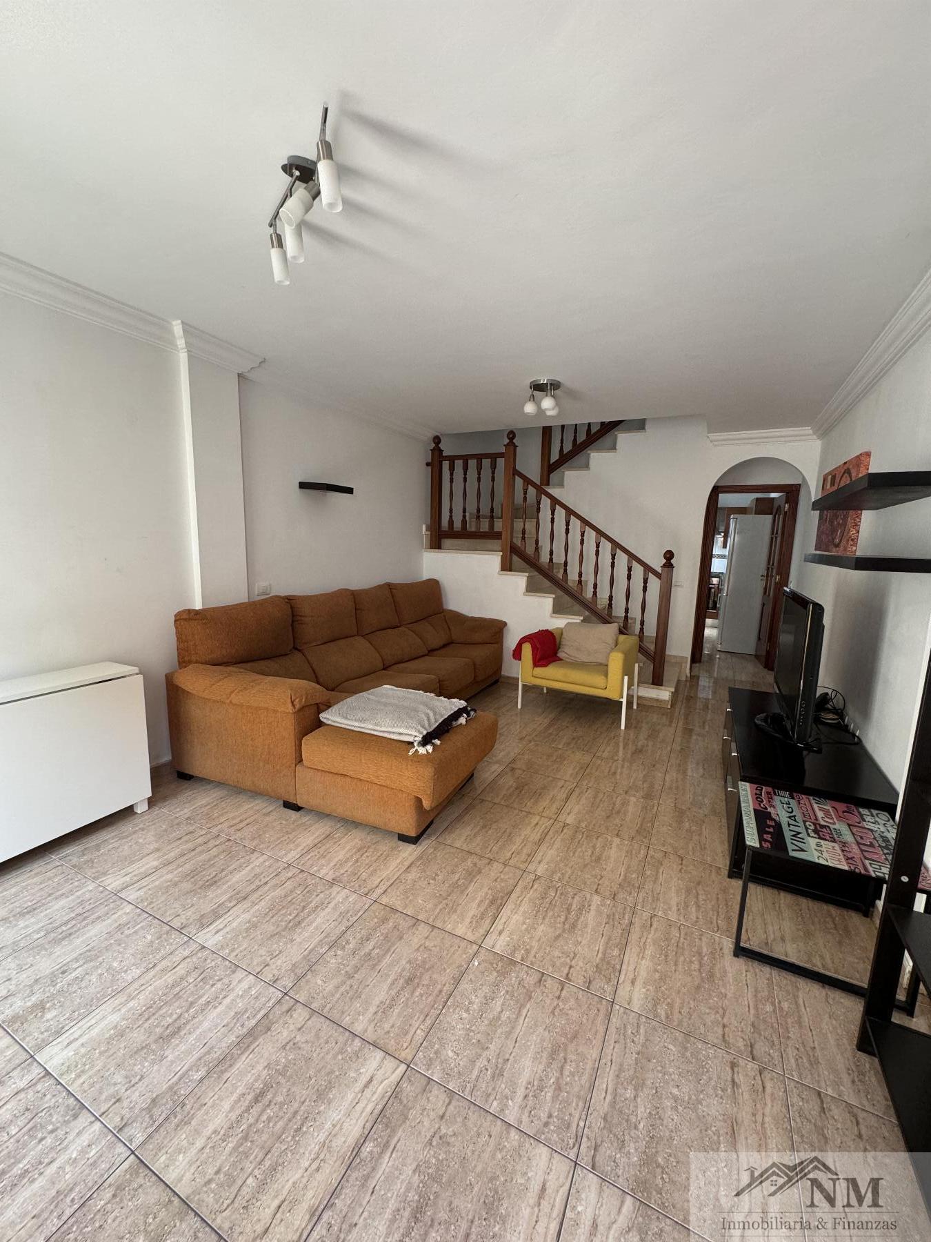 Venta de dúplex en LLano del camello