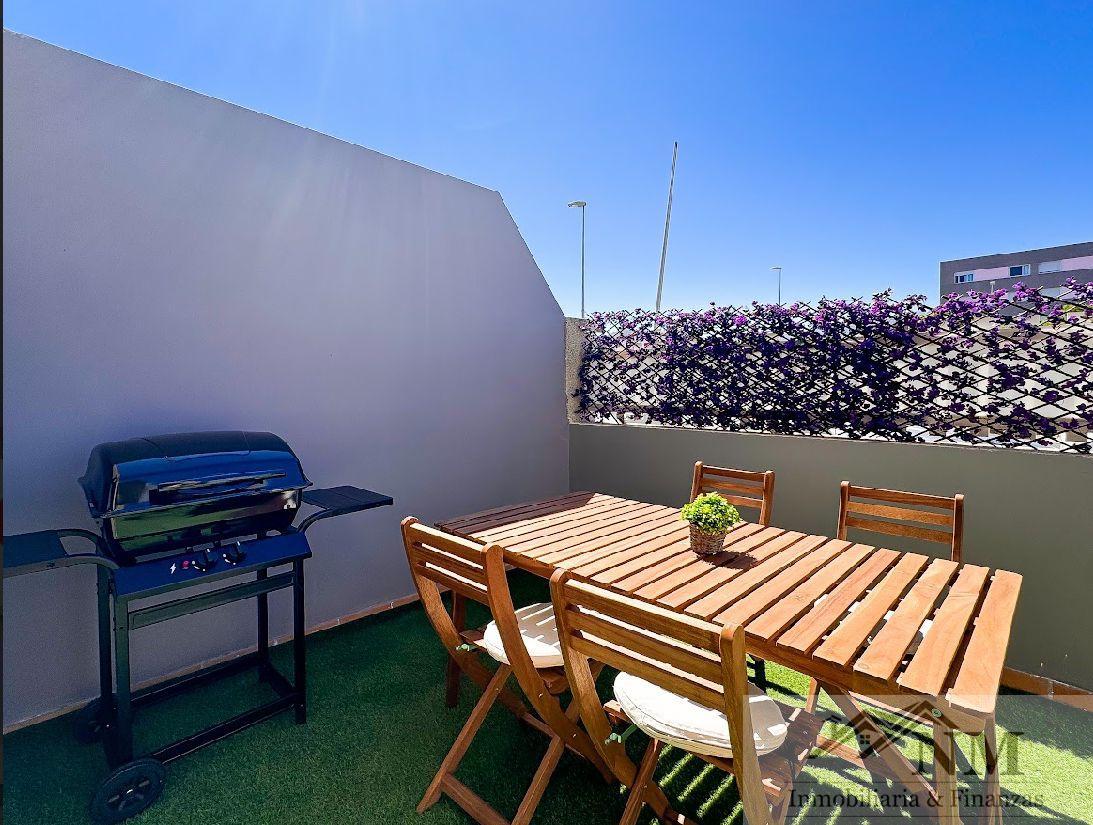 Venta de chalet en San Isidro de Abona