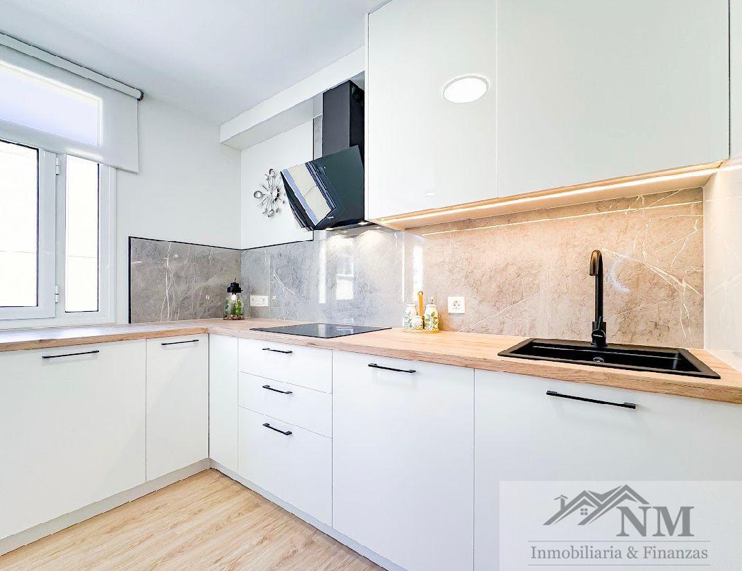 Venta de chalet en San Isidro de Abona