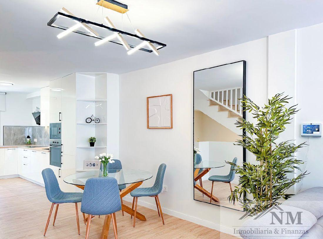 Venta de chalet en San Isidro de Abona
