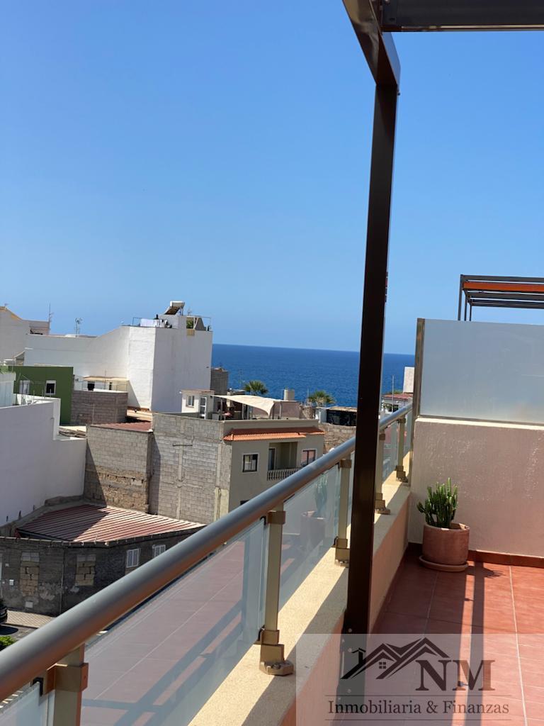 For sale of duplex in Guía de Isora