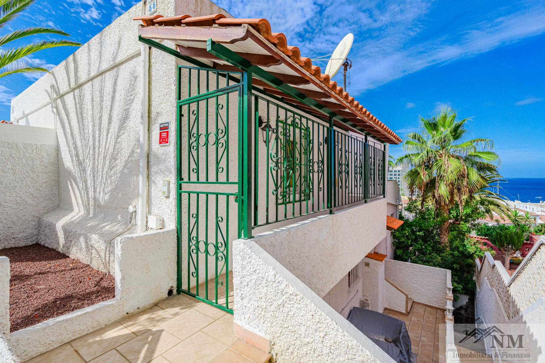 For sale of apartment in Santiago del Teide
