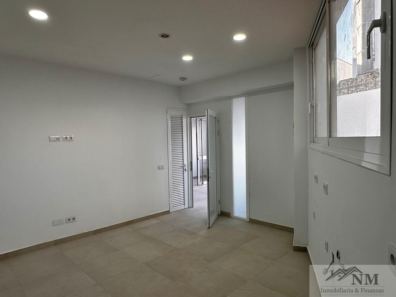For sale of apartment in Santiago del Teide