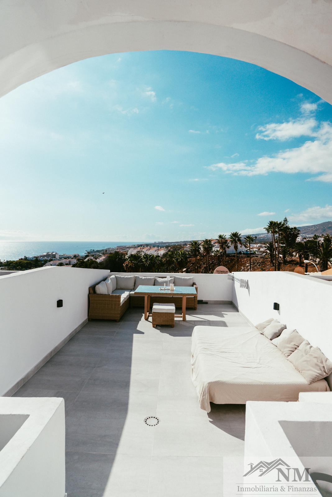 For sale of apartment in Adeje