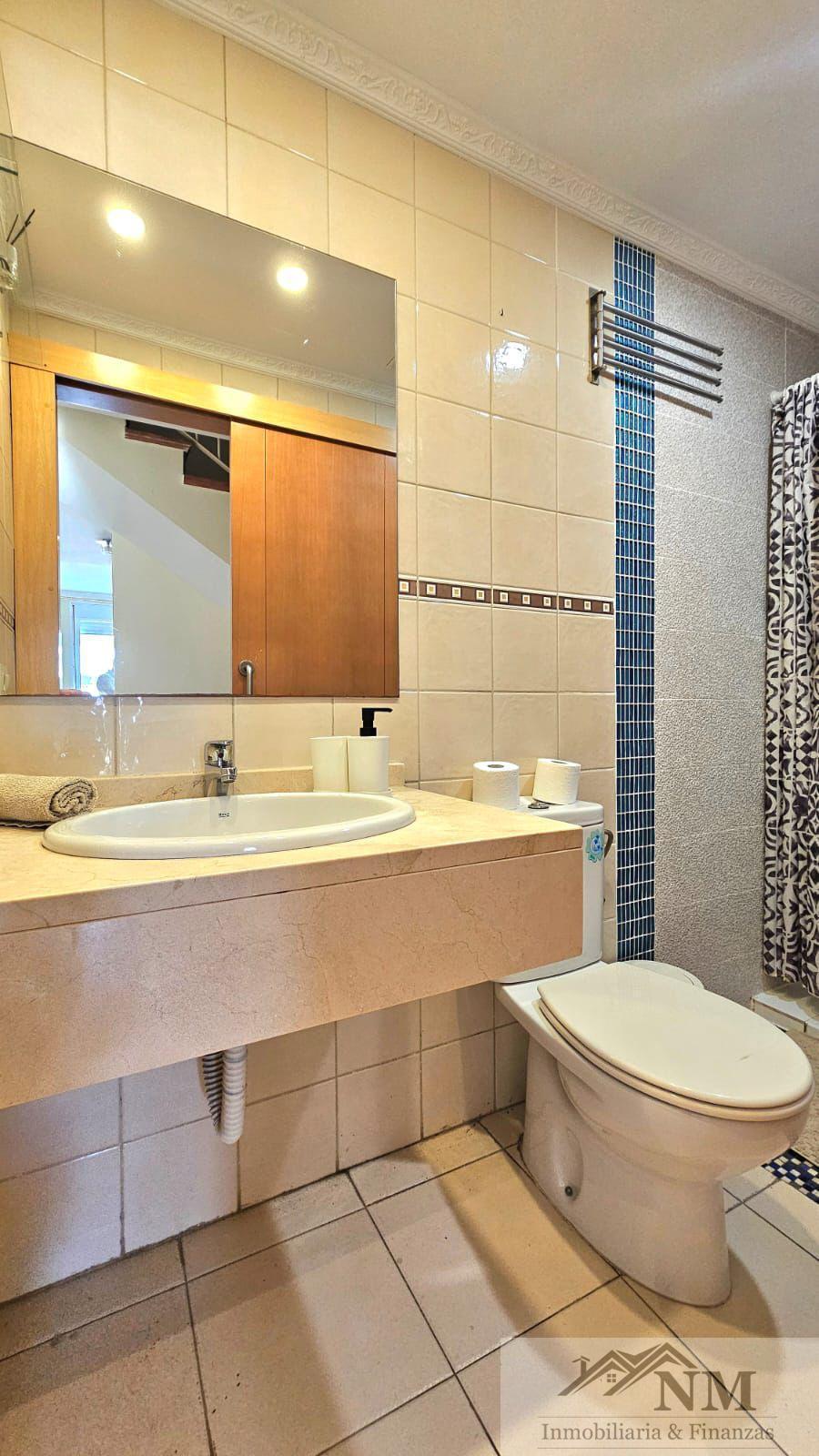 For sale of chalet in Adeje