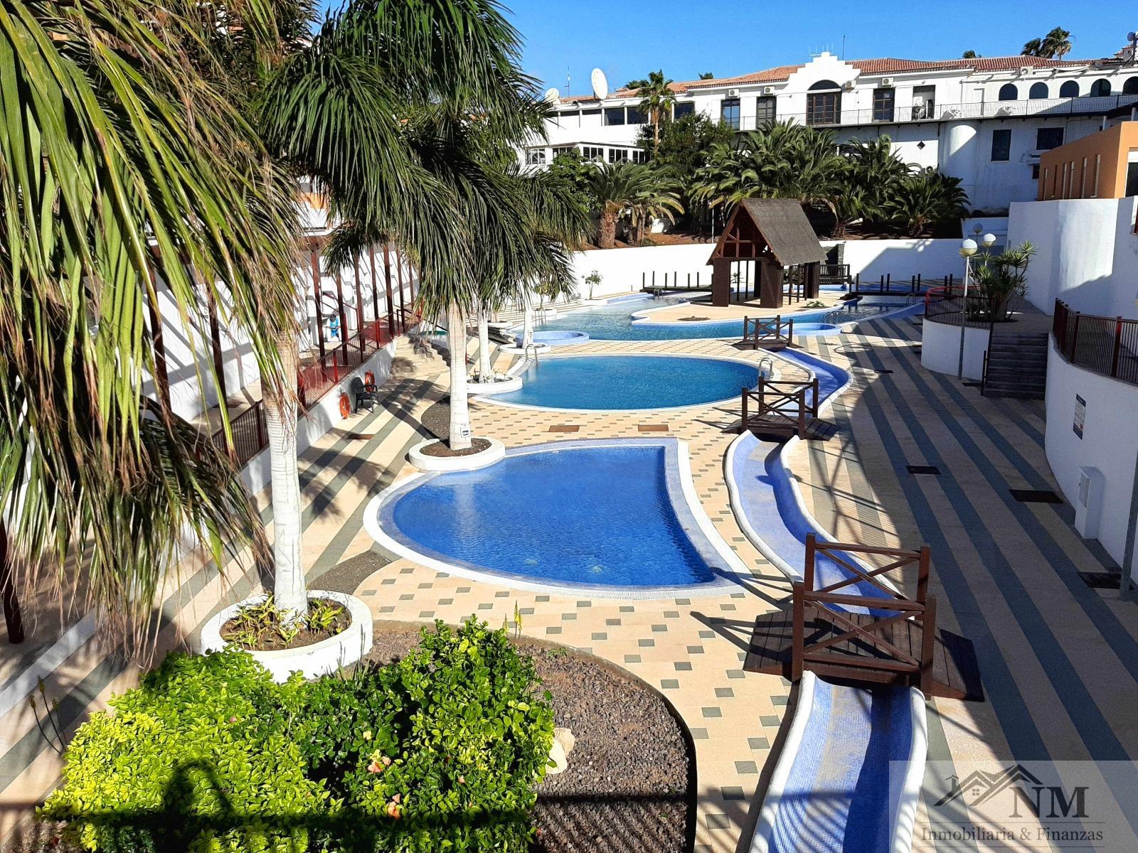 Venta de apartamento en Amarilla golf