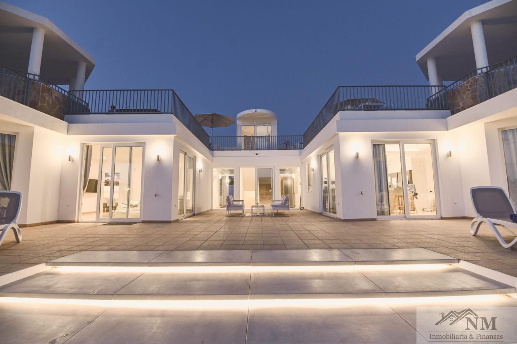 Venta de chalet en Adeje