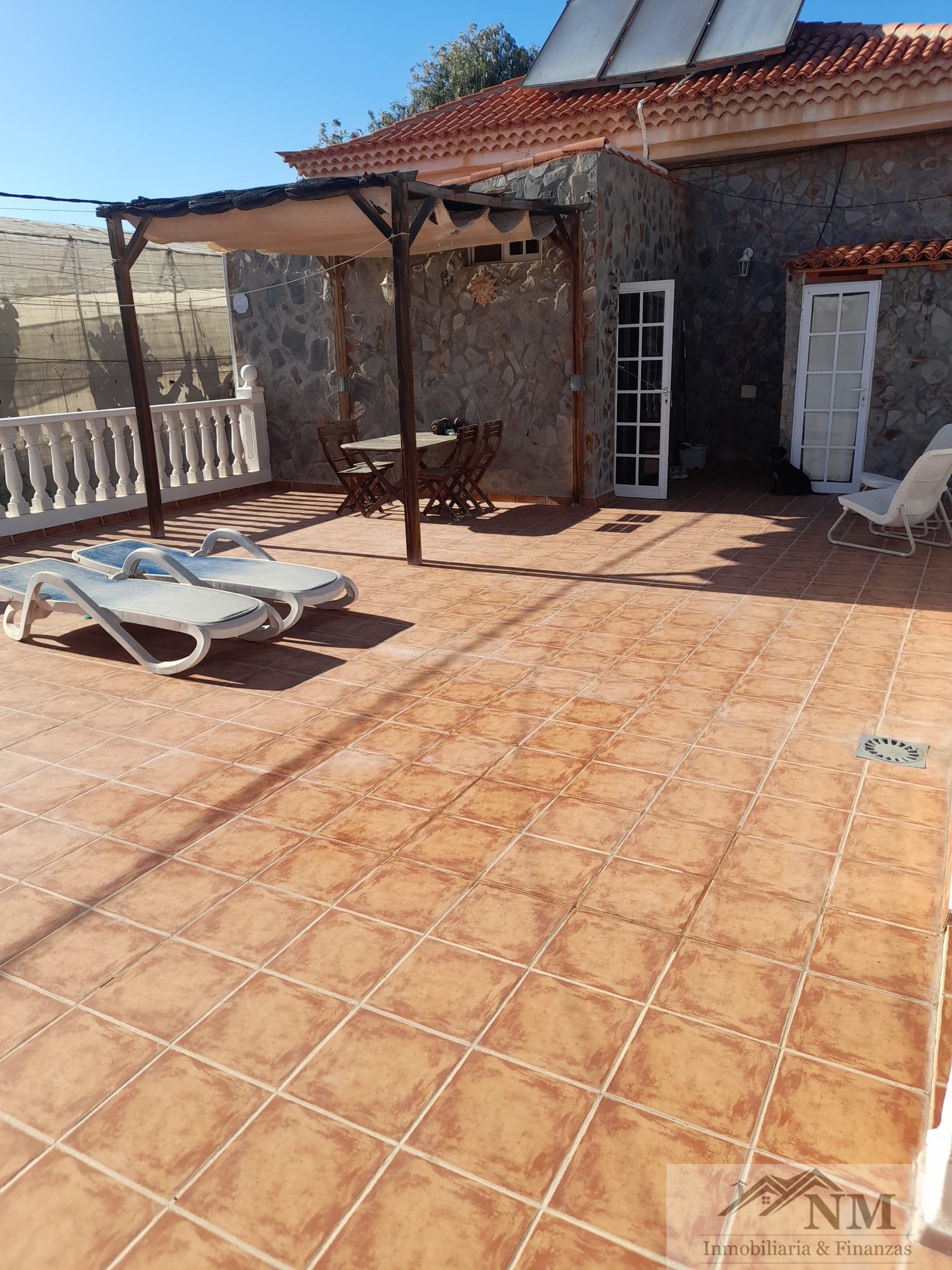 Venta de casa en Arona