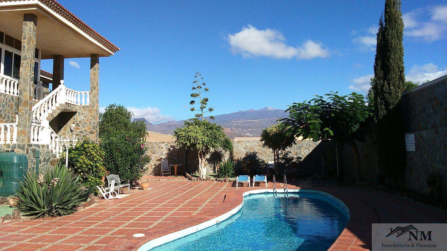 Venta de casa en Arona