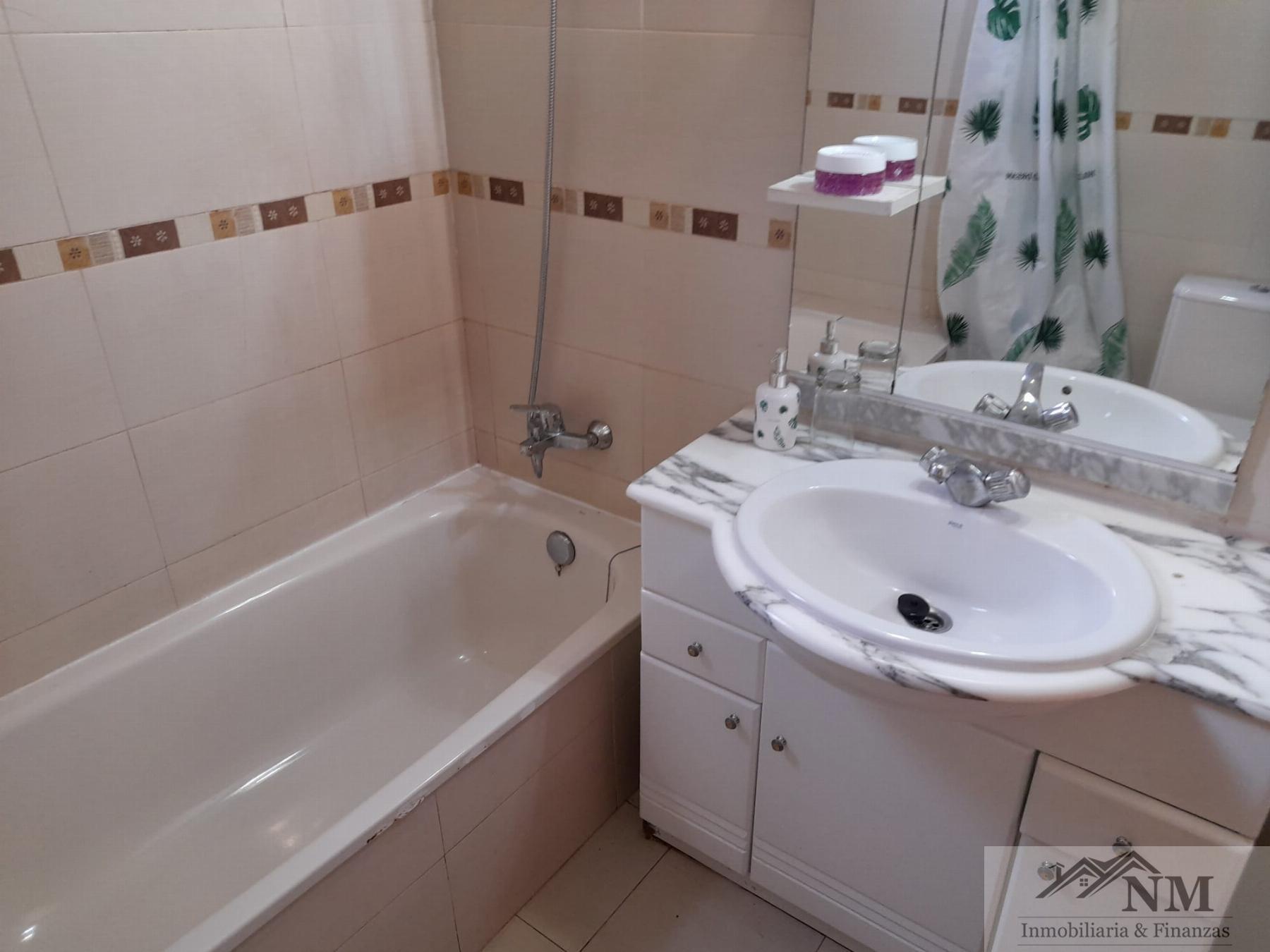 Venta de casa en Arona