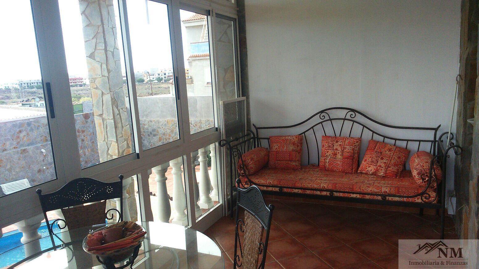 Venta de casa en Arona