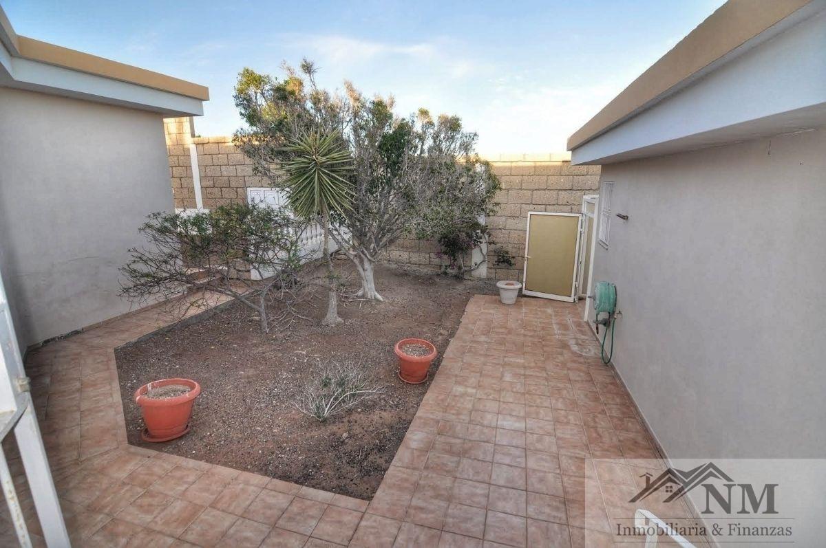 For sale of house in Granadilla de Abona