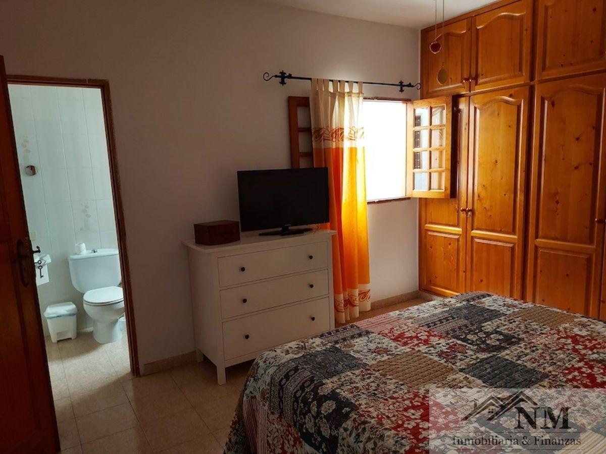 For sale of house in Guía de Isora