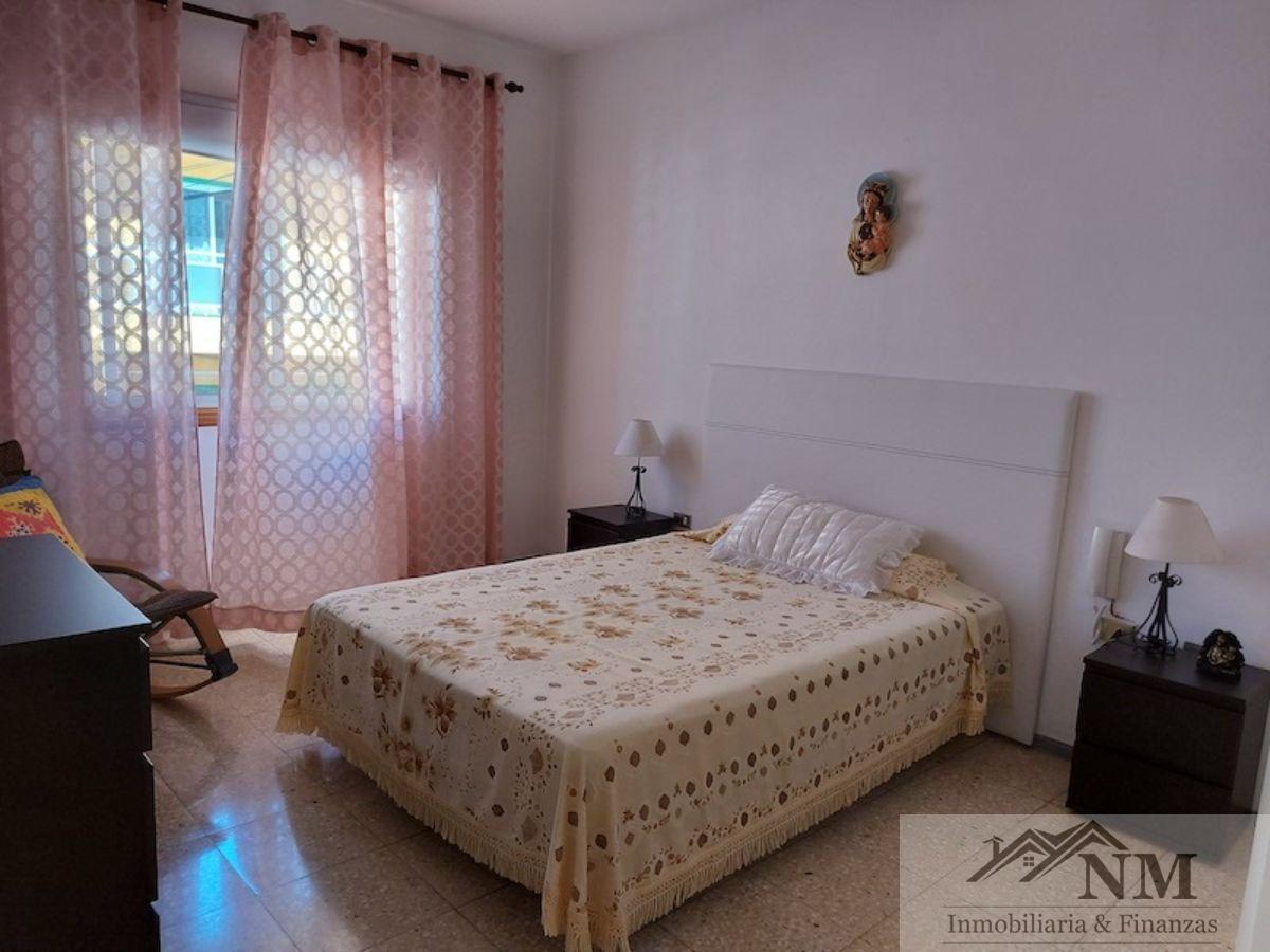 For sale of house in Guía de Isora