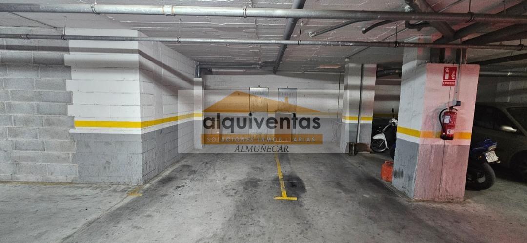 For sale of flat in Almuñécar