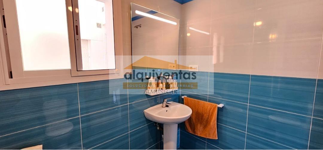 For sale of flat in Almuñécar