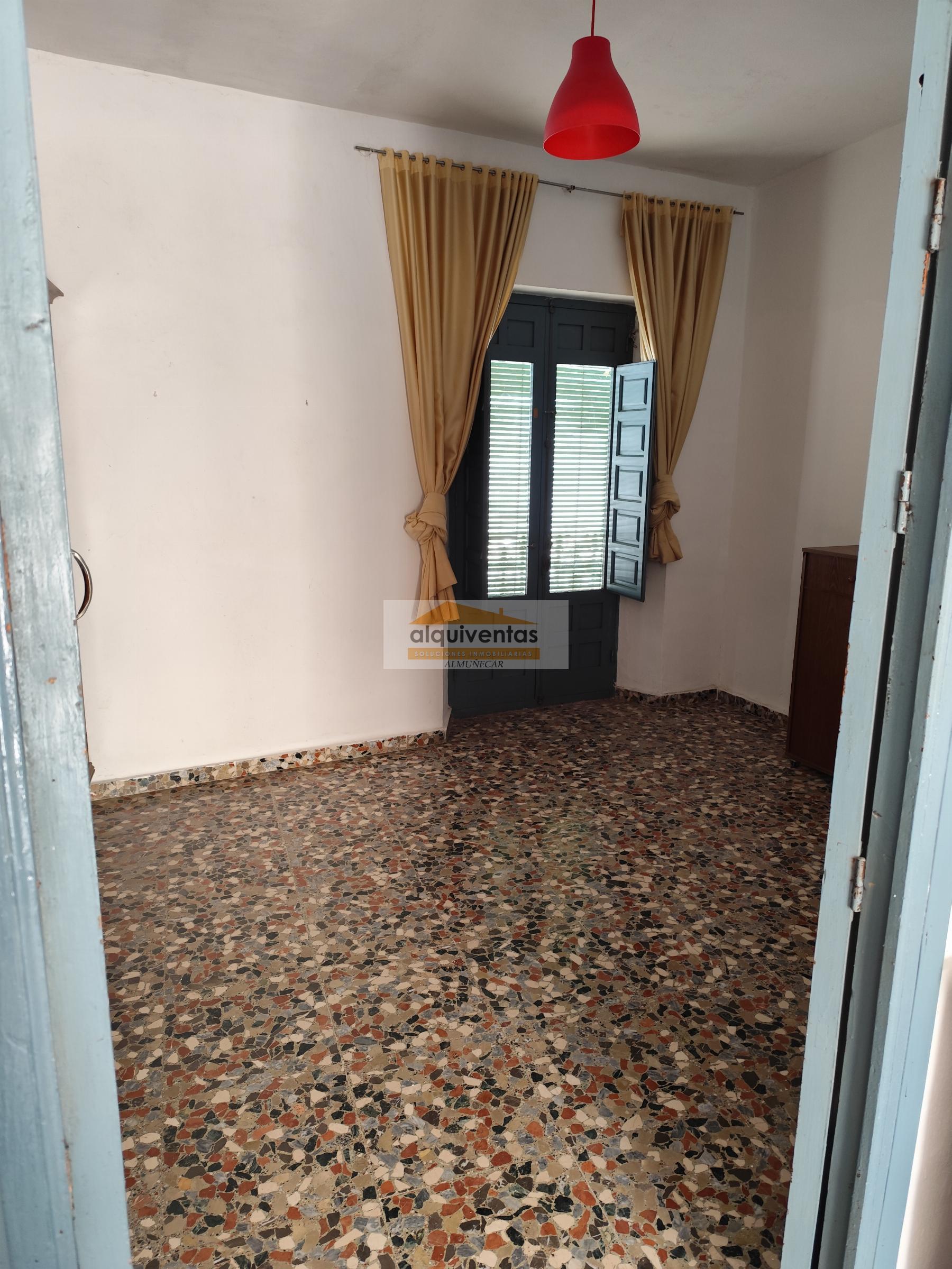 For sale of house in Jete
