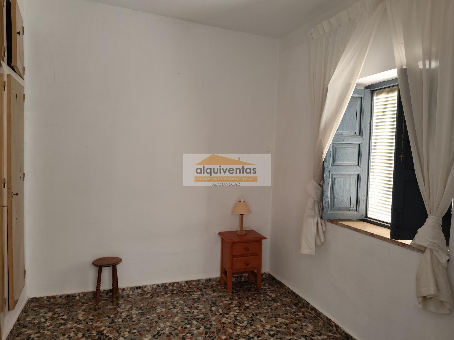 For sale of house in Jete