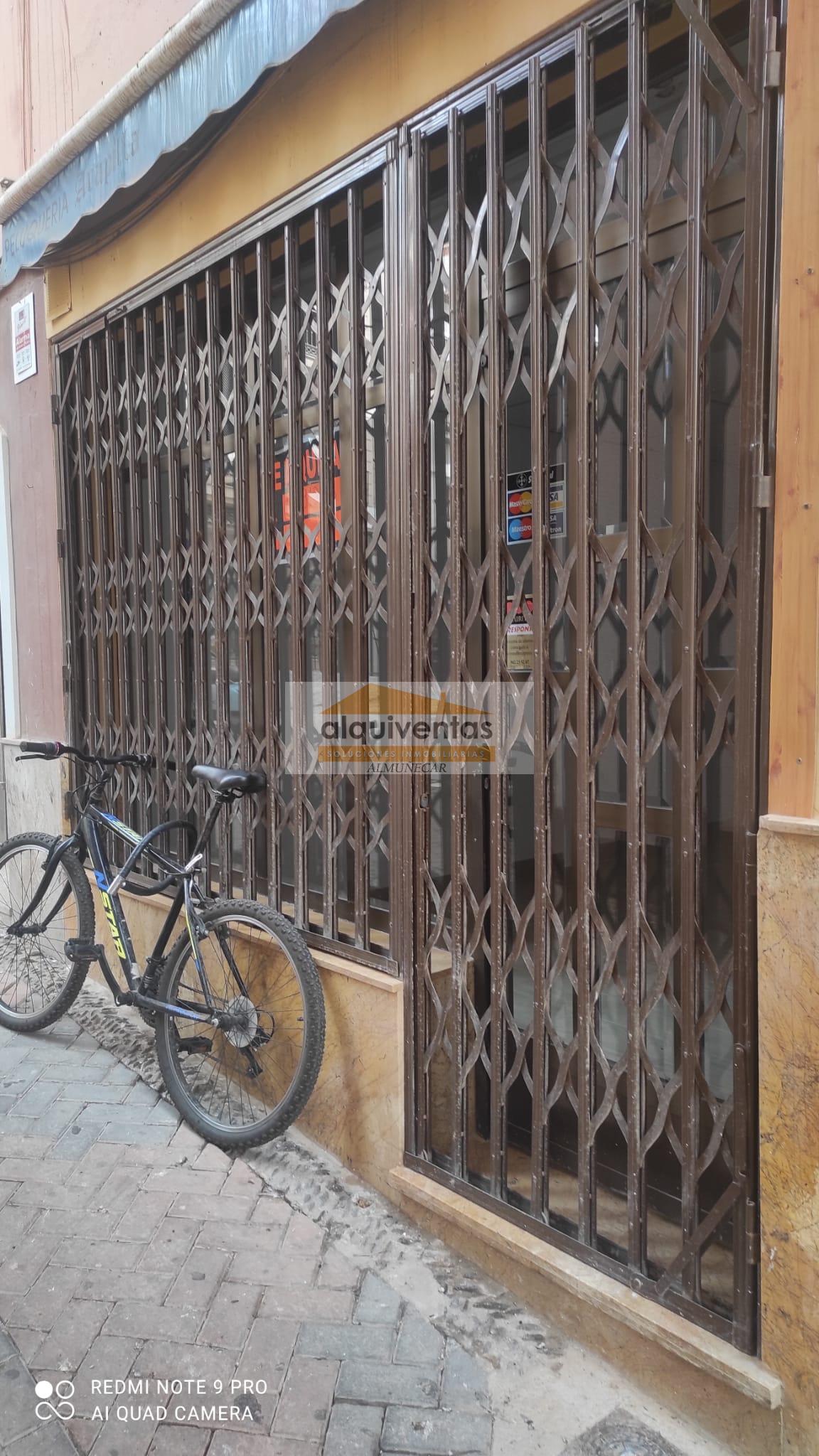 For rent of commercial in Almuñécar