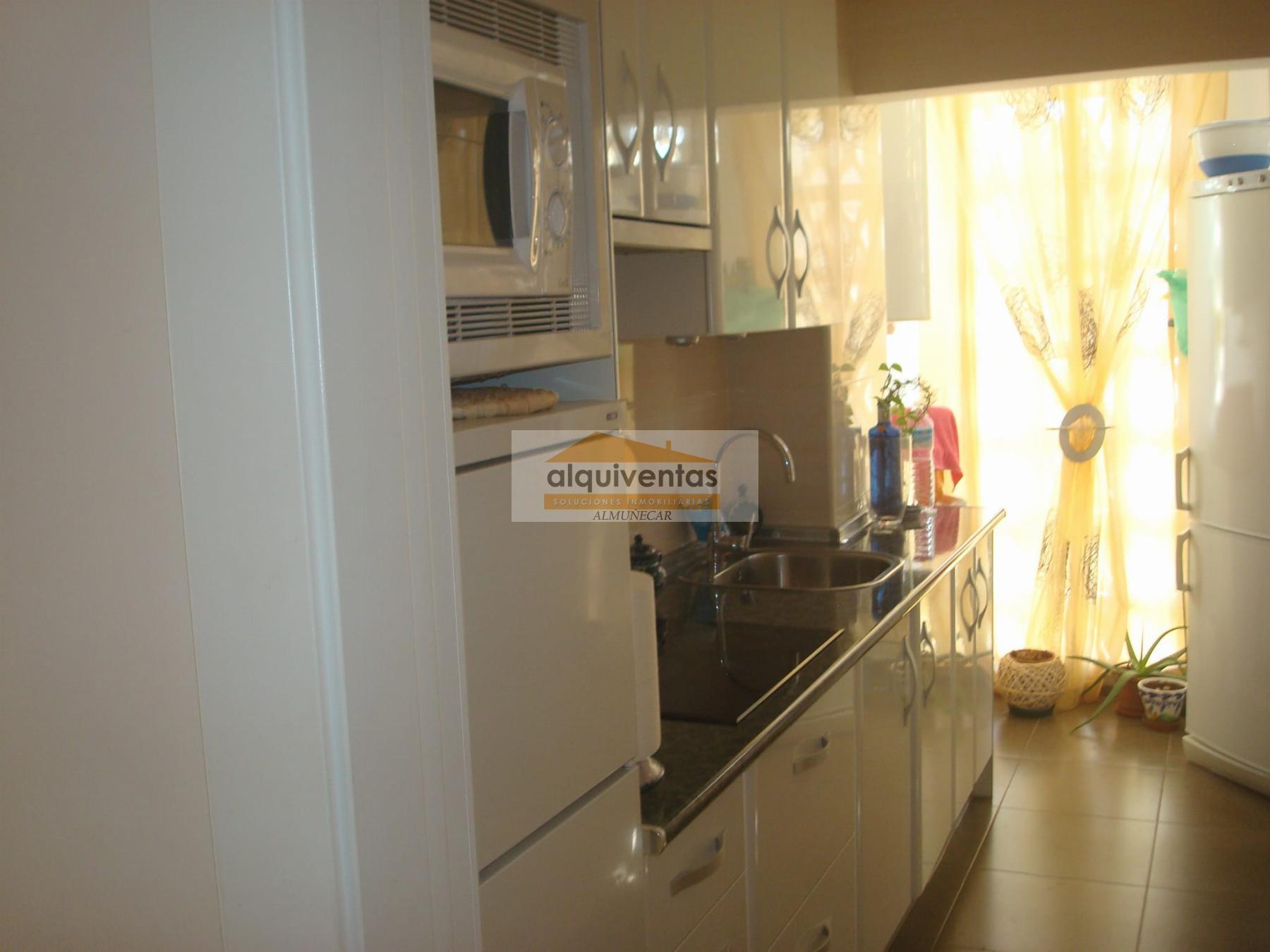 For rent of flat in Almuñécar