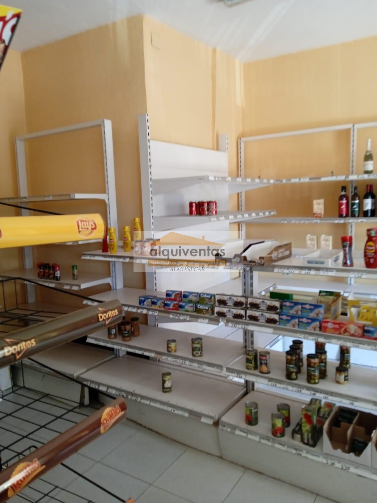 For sale of commercial in Almuñécar