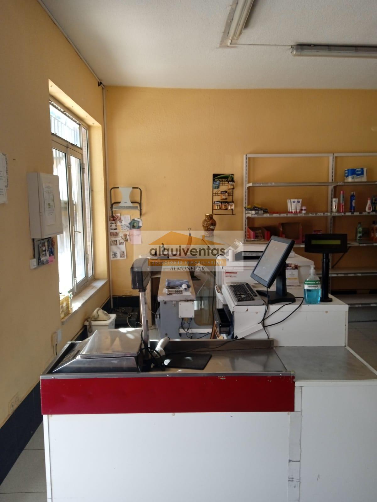 For sale of commercial in Almuñécar