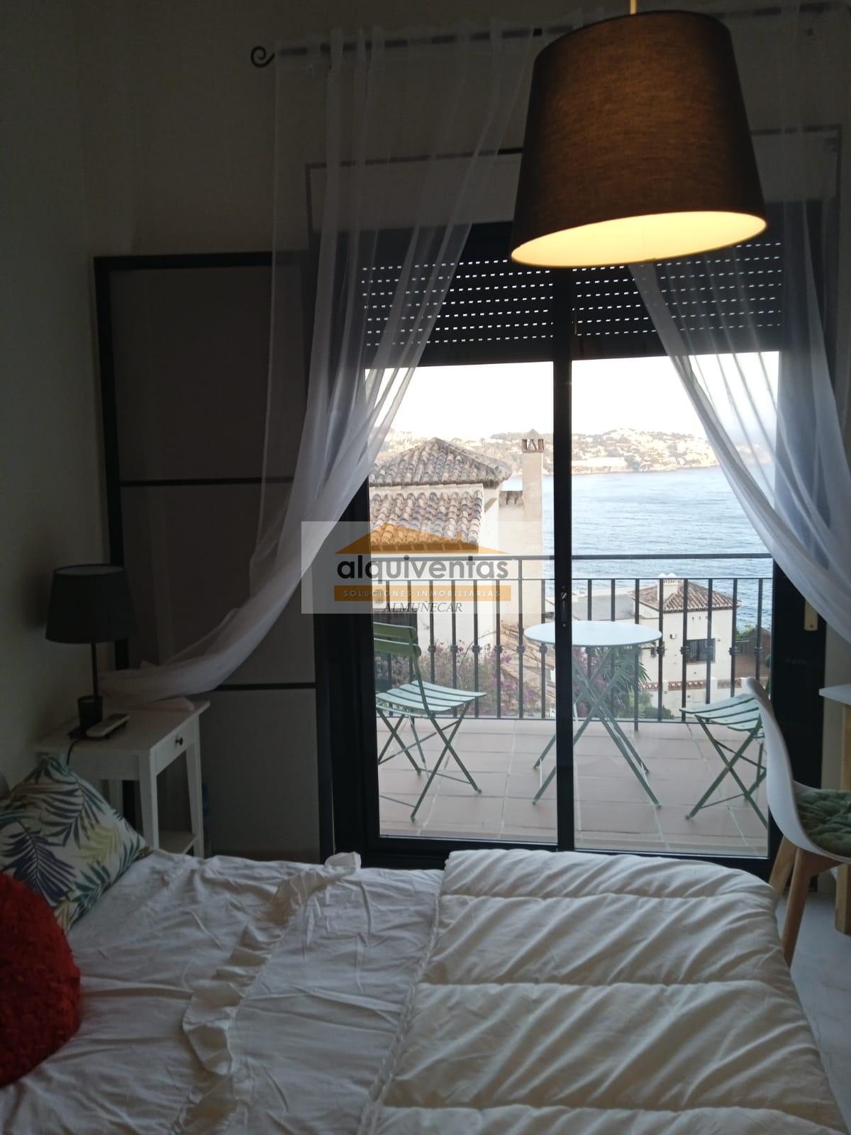 For sale of house in La Herradura