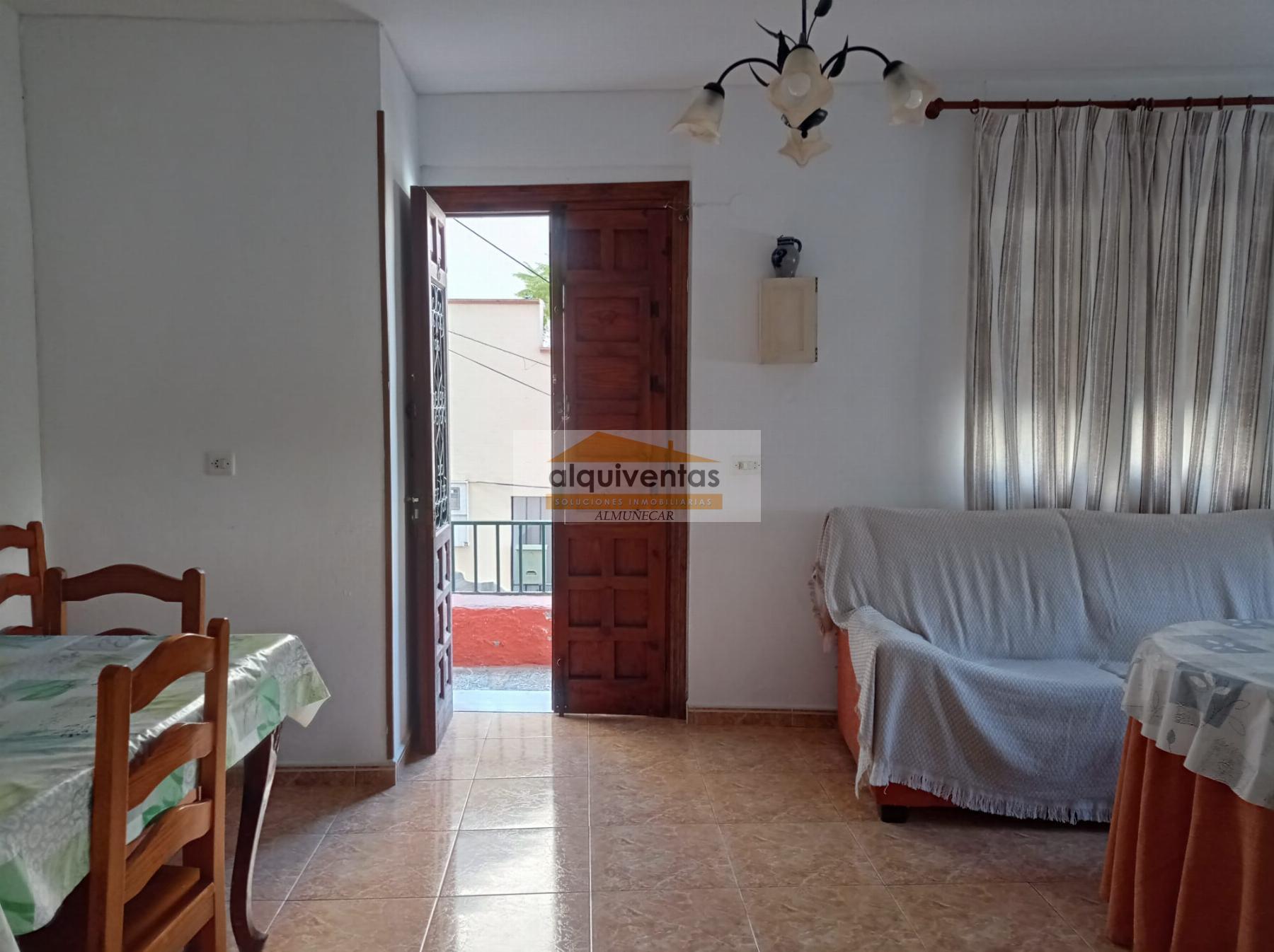 For sale of house in La Herradura