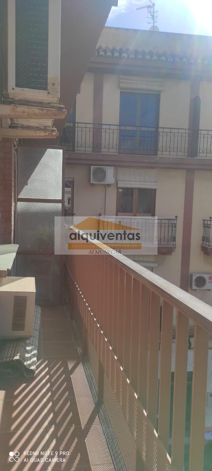 For sale of flat in Almuñécar