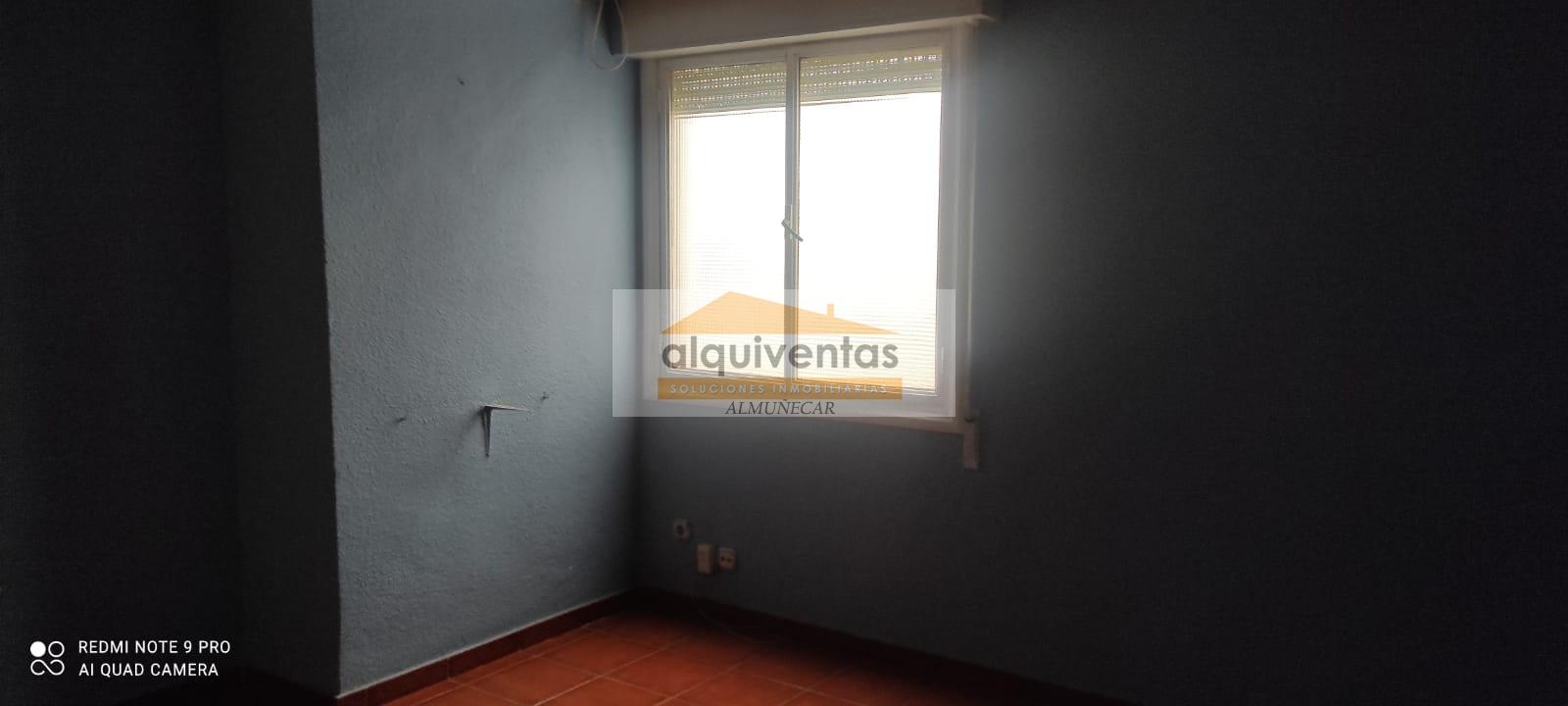 For sale of flat in Almuñécar