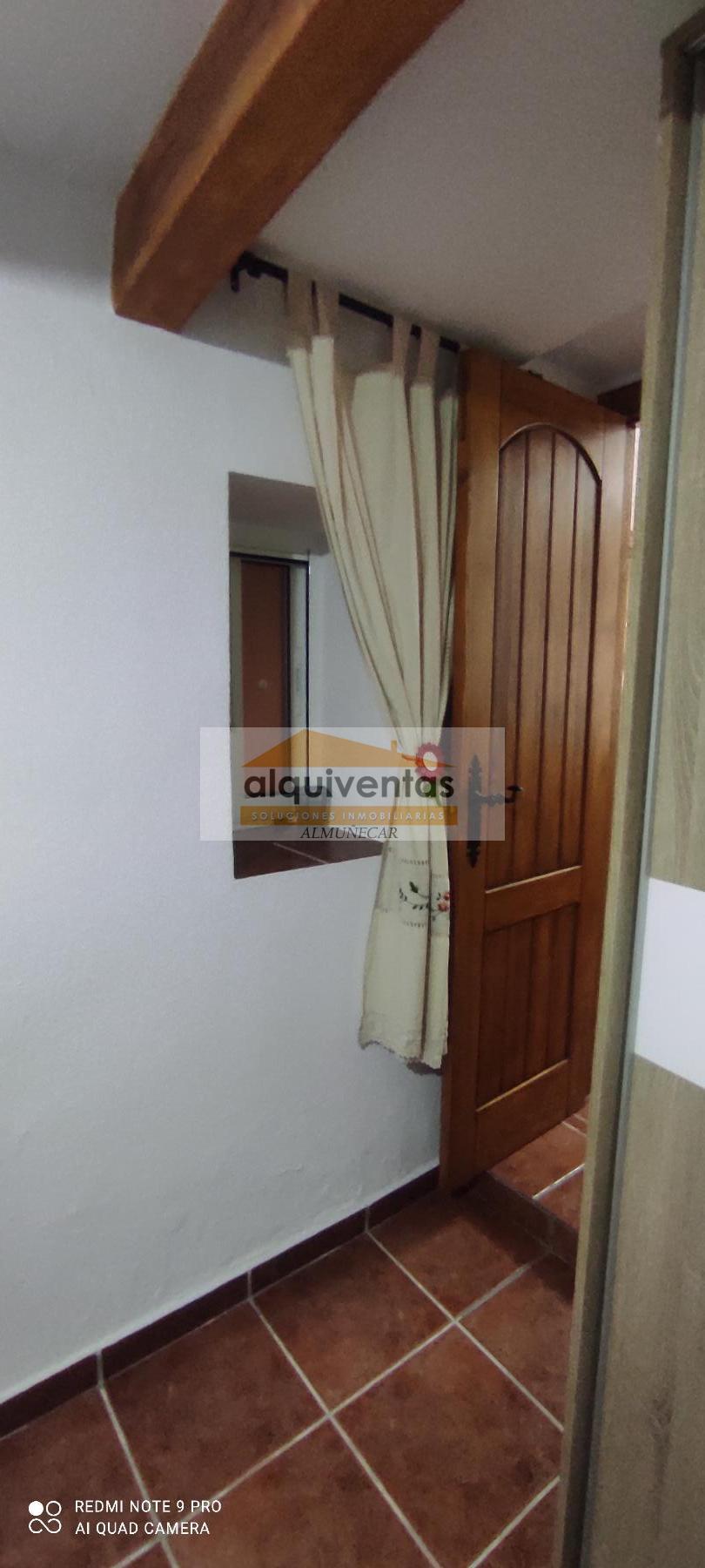 For sale of house in Almuñécar