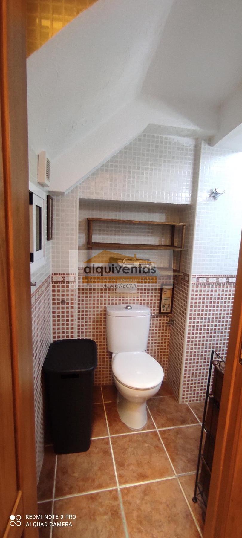 For sale of house in Almuñécar