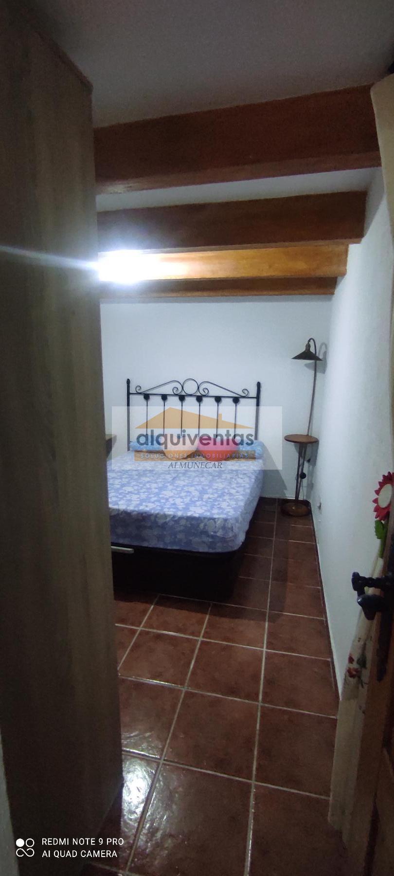 For sale of house in Almuñécar