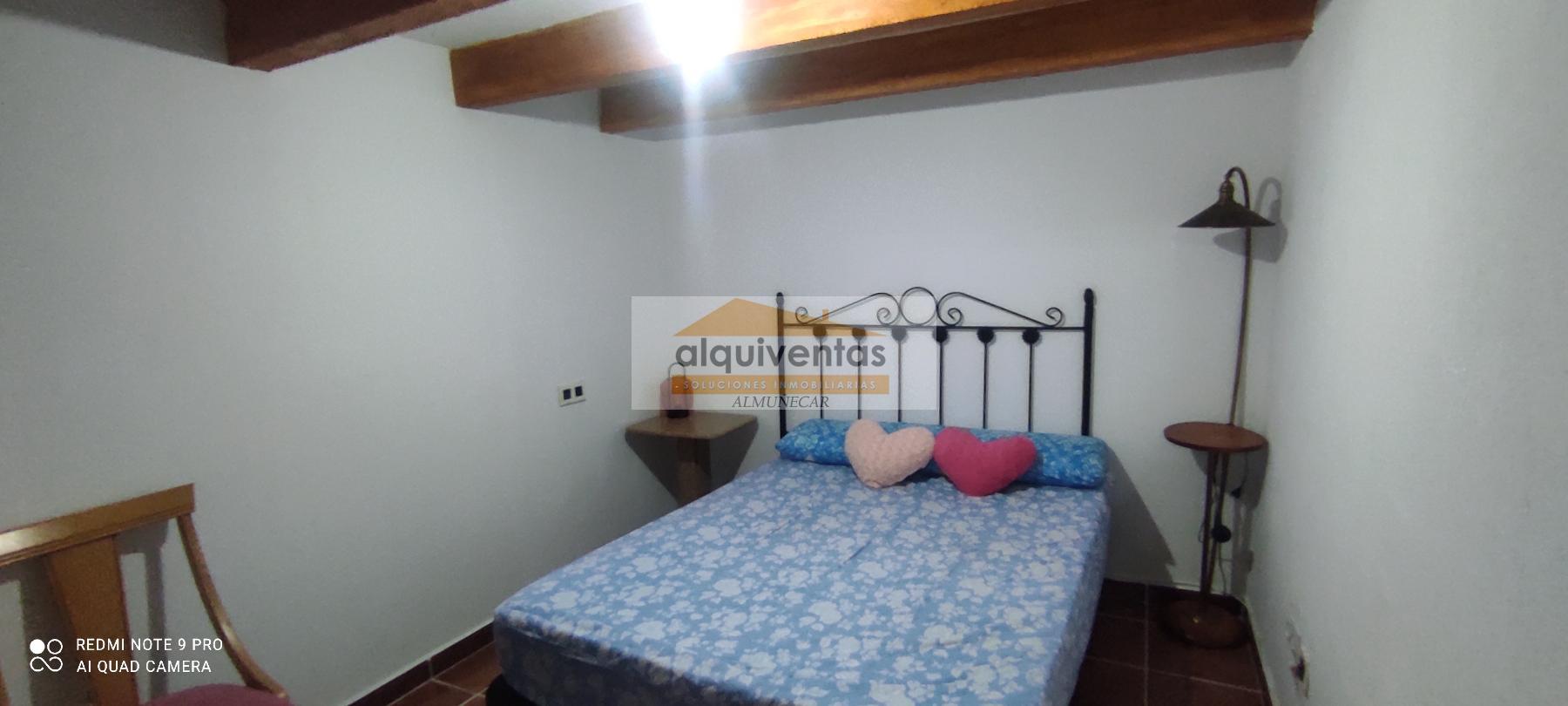 For sale of house in Almuñécar