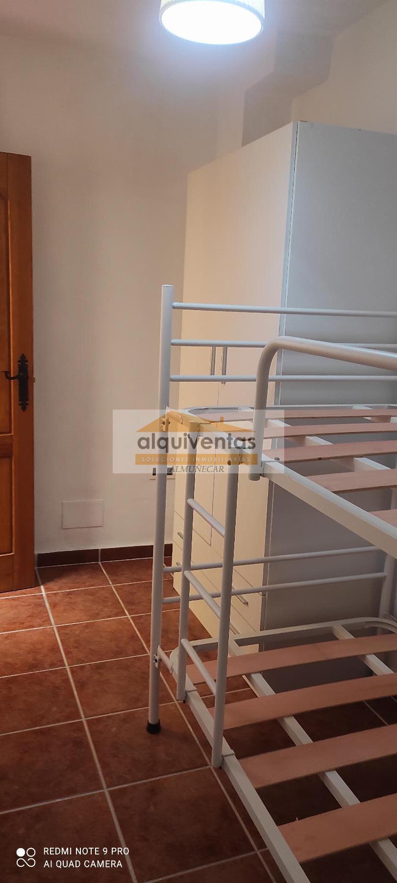 For sale of house in Almuñécar