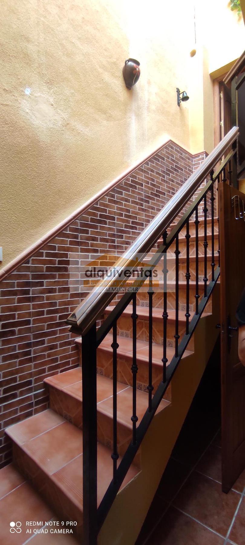 For sale of house in Almuñécar