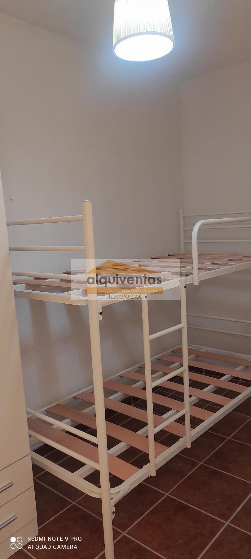 For sale of house in Almuñécar