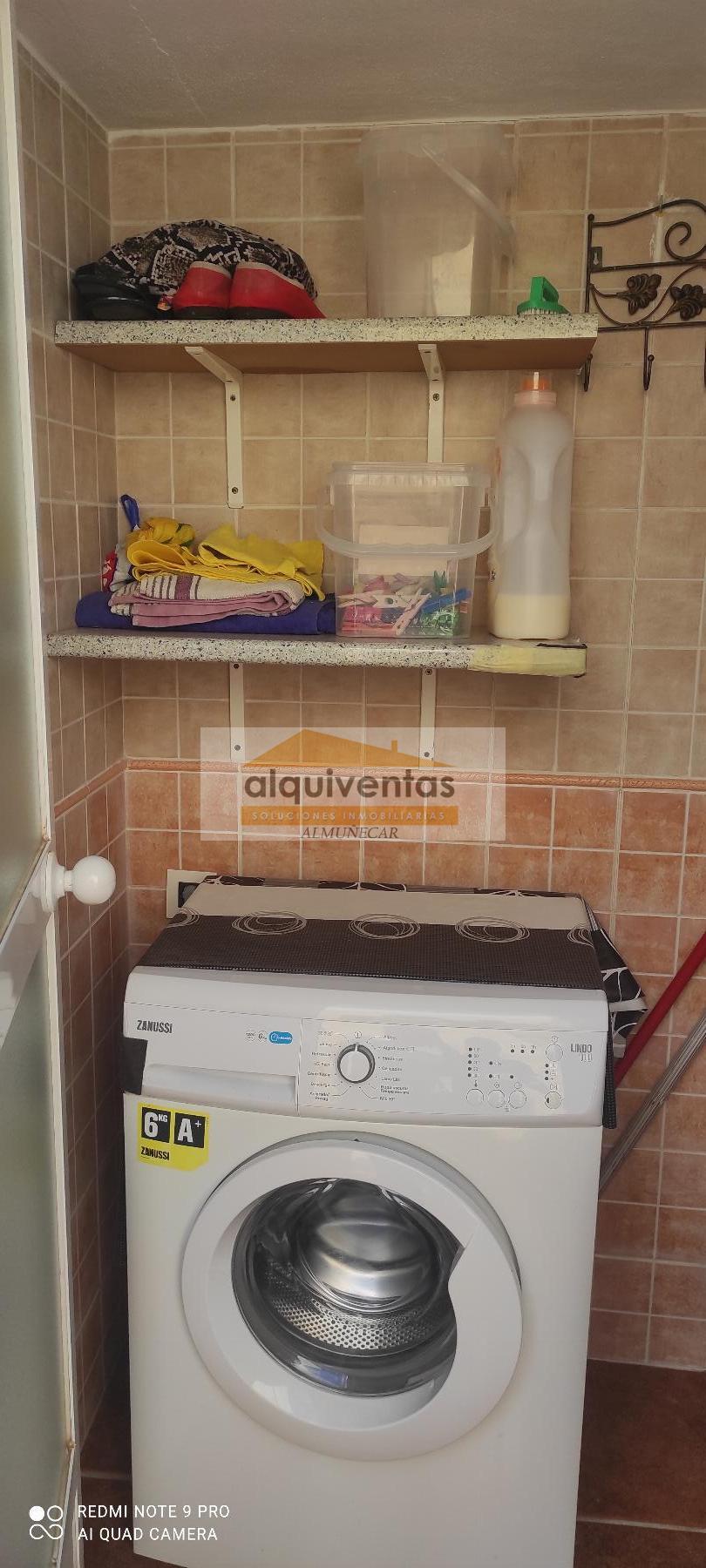 For sale of house in Almuñécar