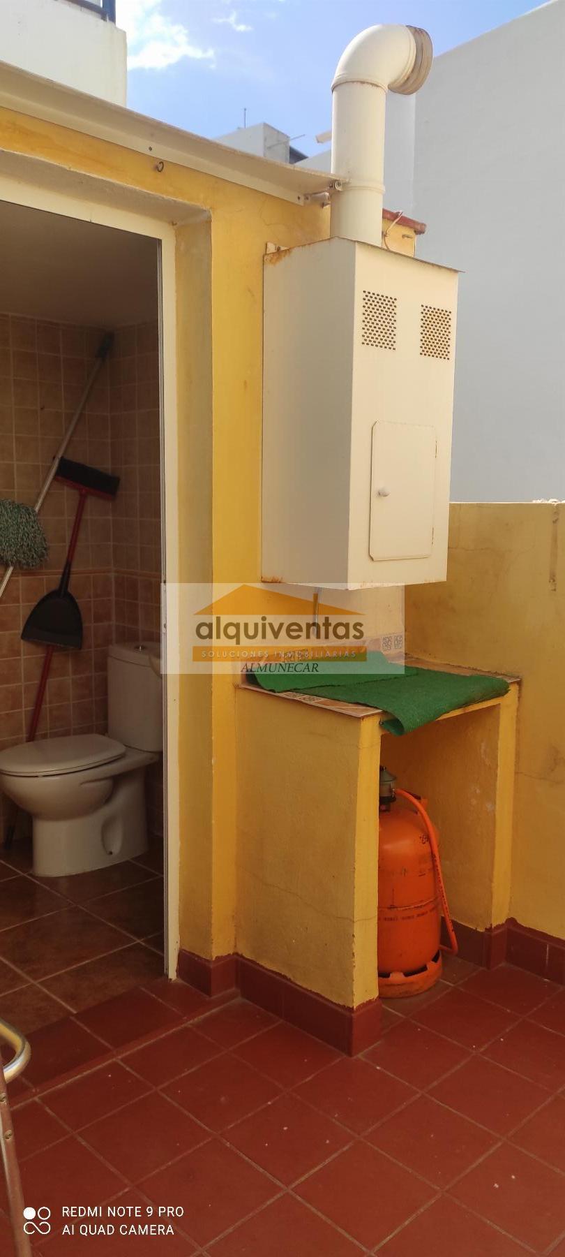 For sale of house in Almuñécar