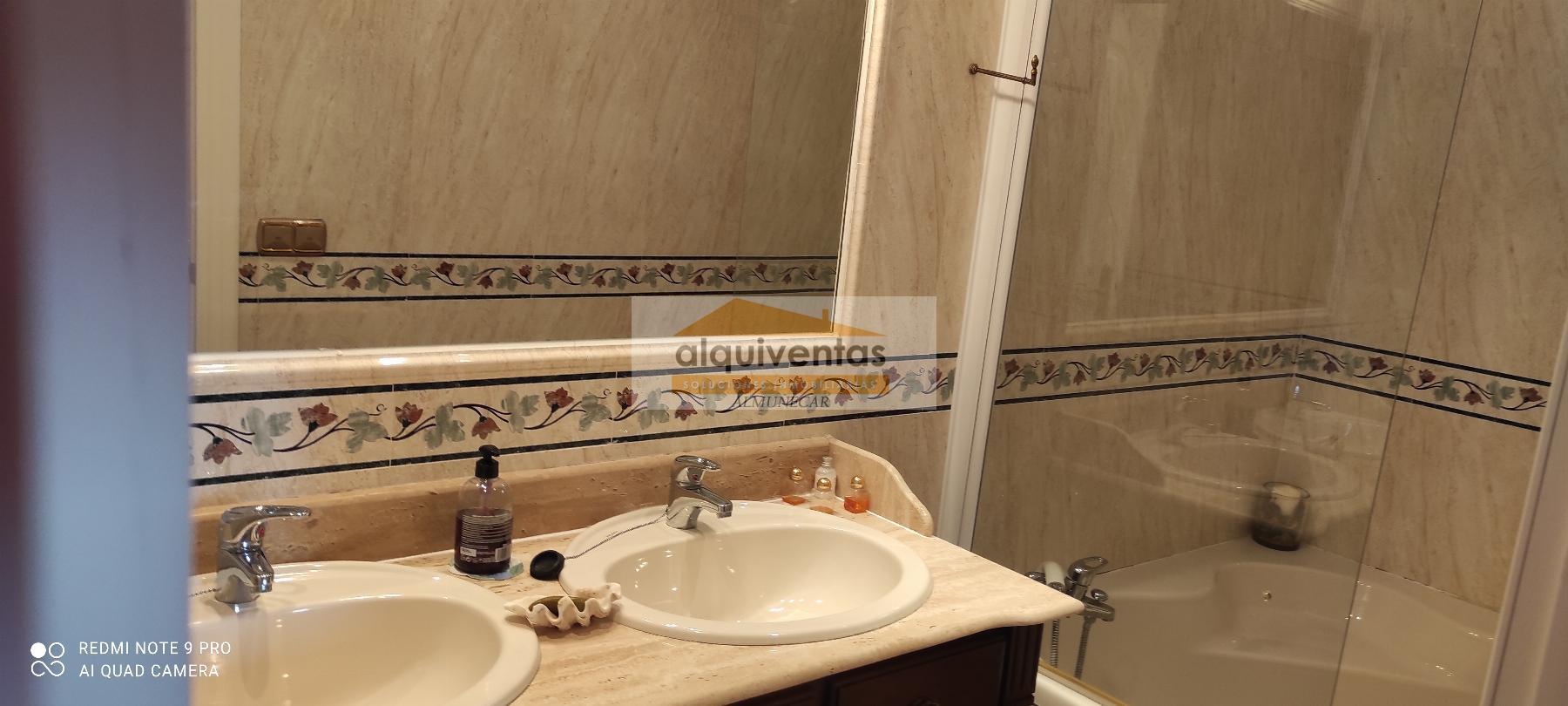 For sale of chalet in Almuñécar